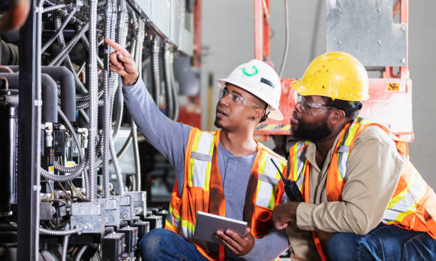 Best Commercial Electrician Services  in Eugene, OR